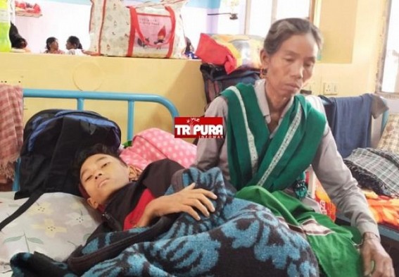 Extreme Poverty: Mother sought Govt’s help for Son’s treatment Extreme Poverty: Mother sought Govt’s help for Son’s treatment